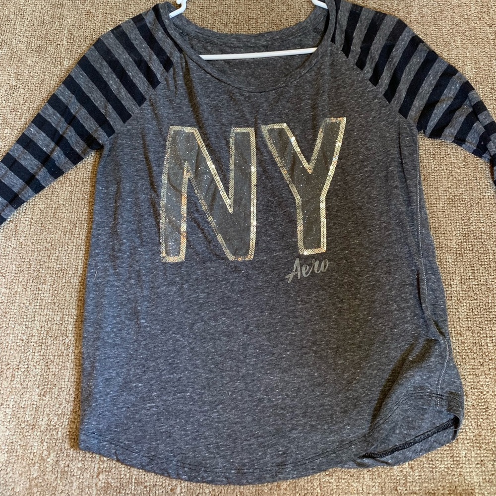 Aeropostale tee shirt long sleeved